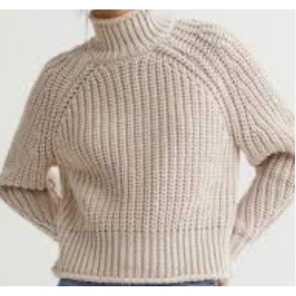 HM Cream Chunk Knit Mock Neck Sweater Slightly Cropped Small